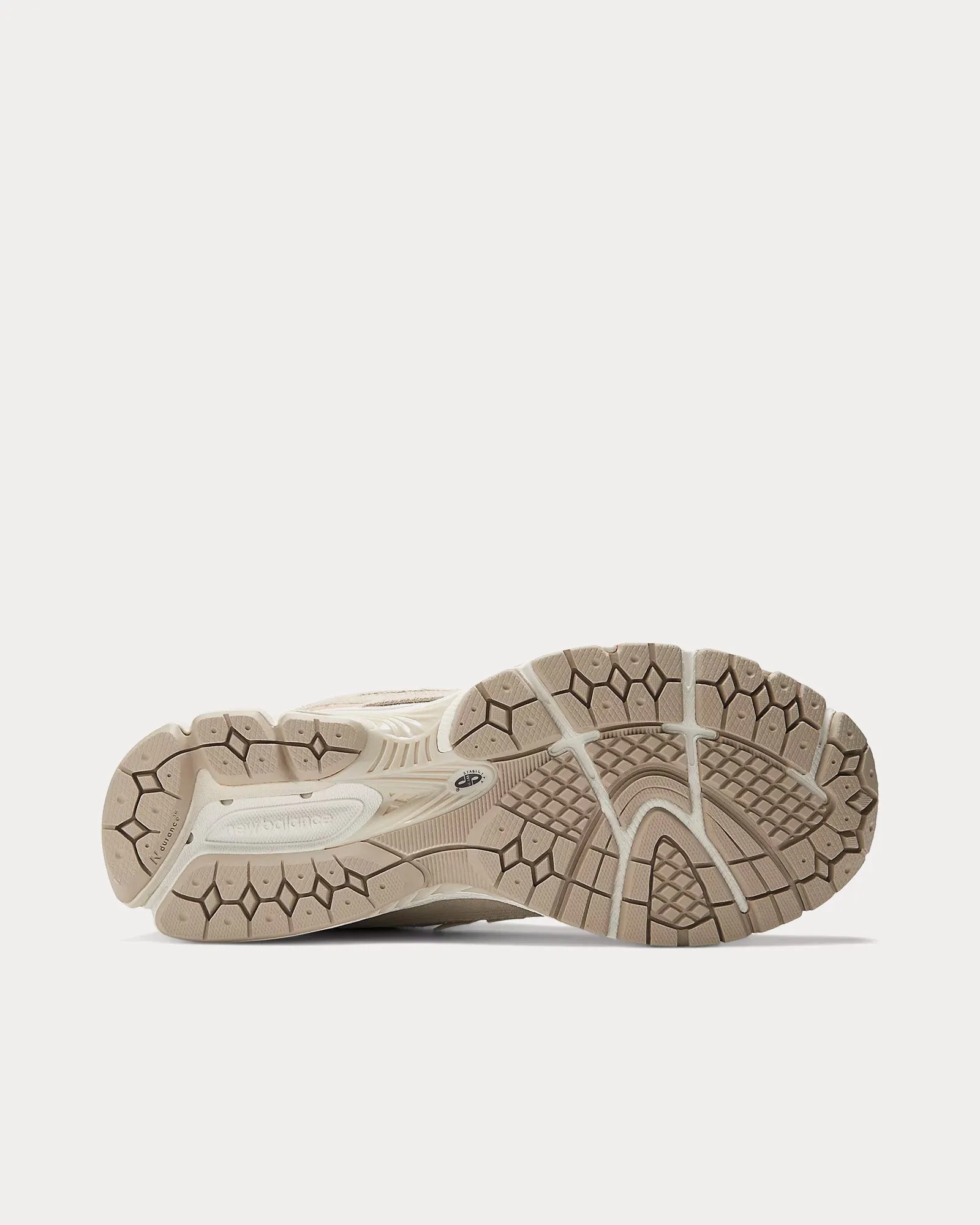 1906R Timber Wolf / Rappe / Sea Salt Low Top Sneakers