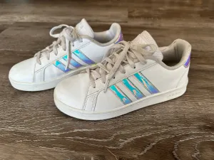 Adidas Grand Court Sneakers, Size 3, VGUC, Shoes 3 (Kids:4-8yr)