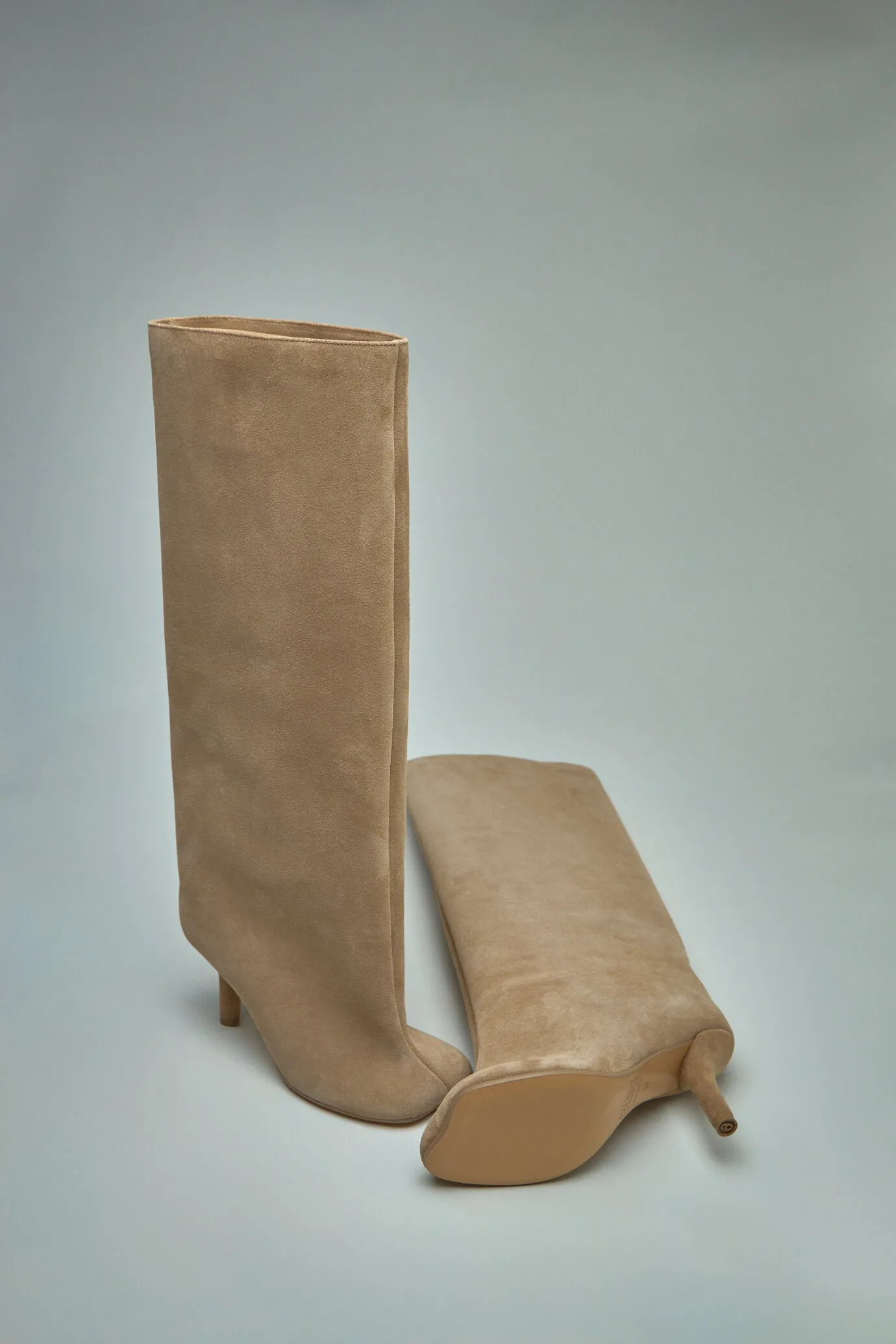 Anotomic Slip-on Suede Boots