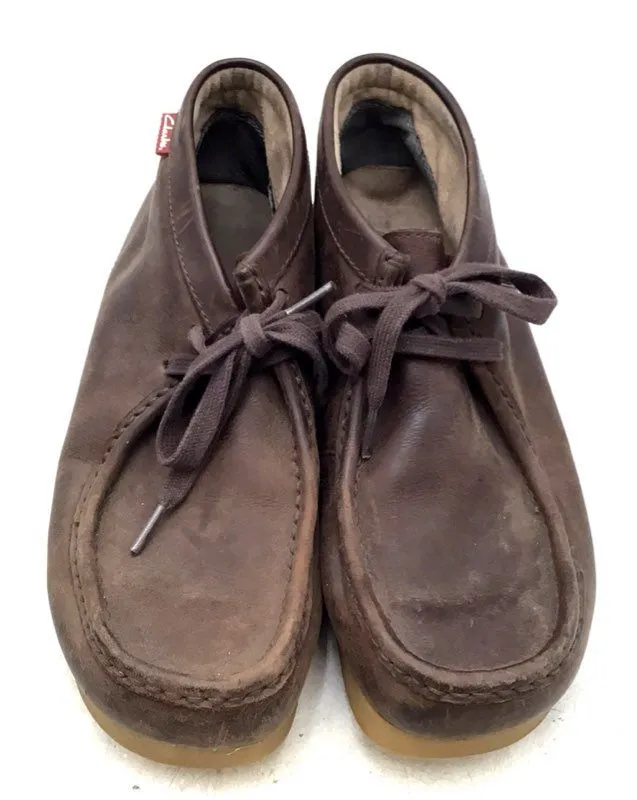 Clarks Men's Brown Moc Toe Chukka Boots - Size 8