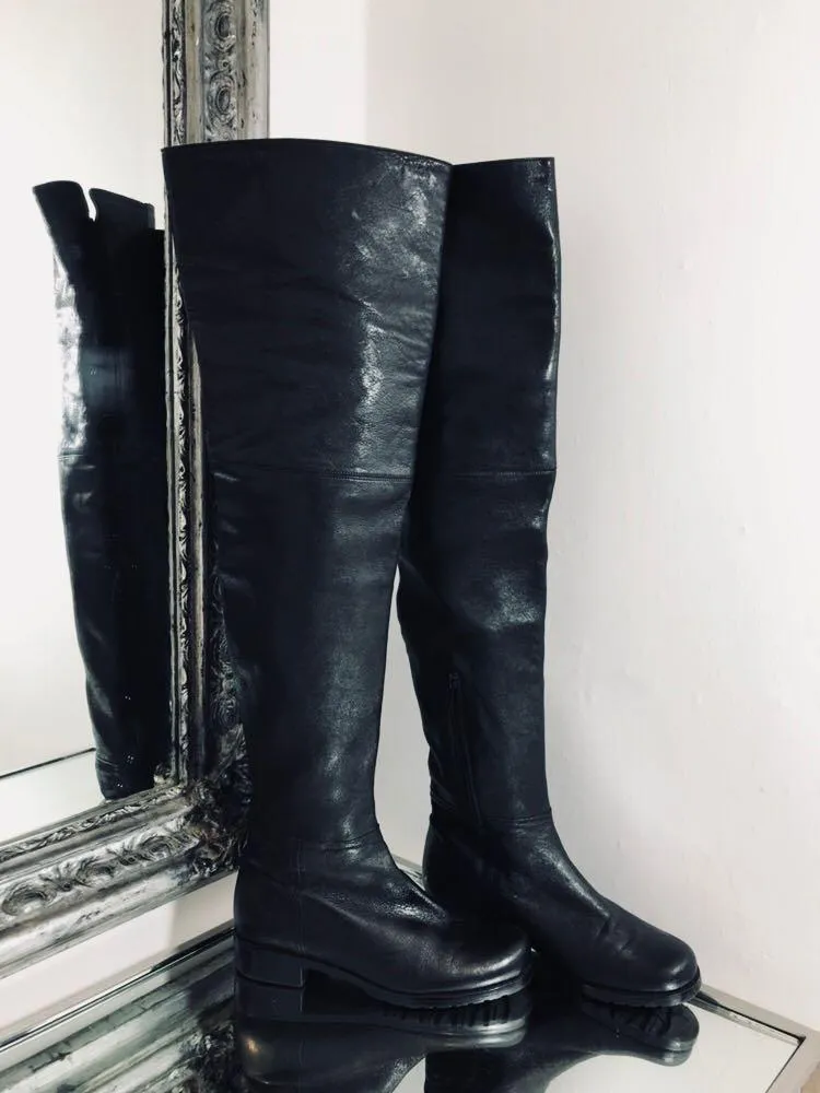 Stuart Weitzman Over Knee Boots. Size 36