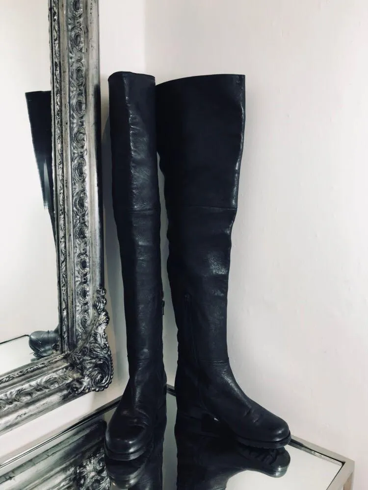 Stuart Weitzman Over Knee Boots. Size 36
